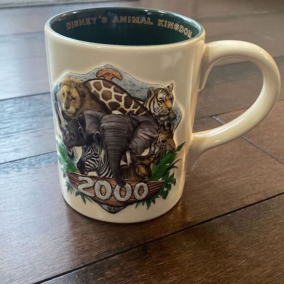 Disney Animal kingdom 3D mug 2000 Disney parks raised print - Picture 1 of 8
